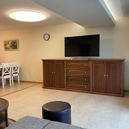 Daukanto 10 Two-Room Apartment With A View The Old Town On The 7Th Floor Palanga Exteriör bild